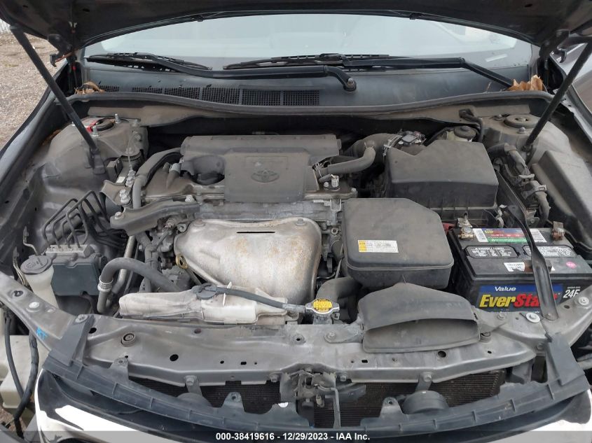 2015 TOYOTA CAMRY SE - 4T1BF1FK4FU978925