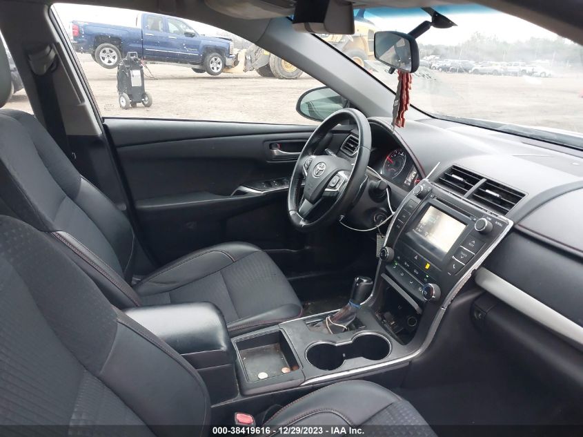 2015 TOYOTA CAMRY SE - 4T1BF1FK4FU978925