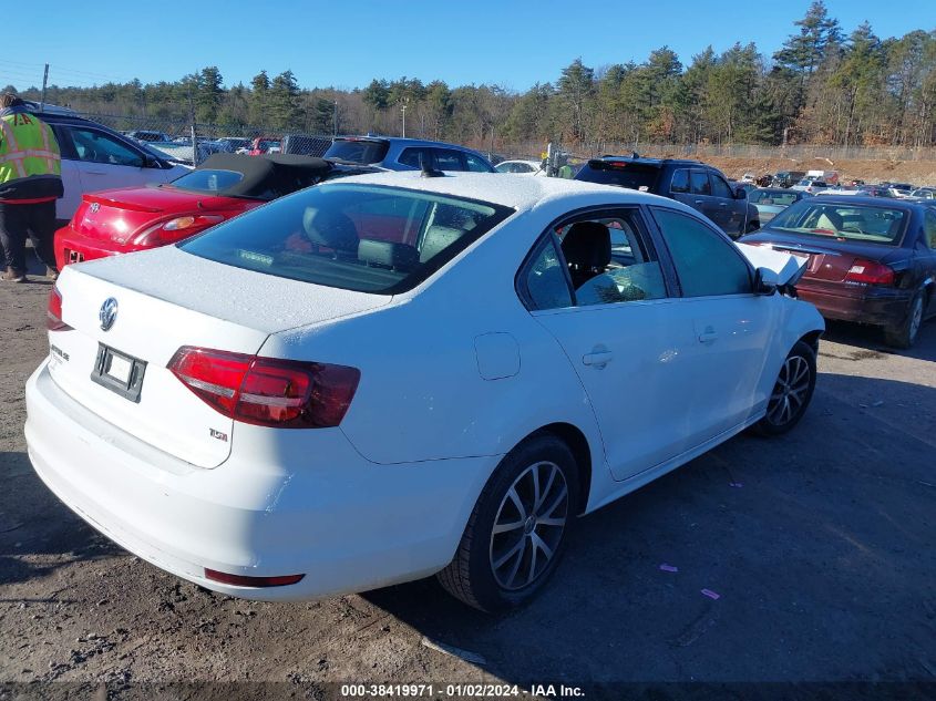 2017 VOLKSWAGEN JETTA SE - 3VWDB7AJ8HM305795