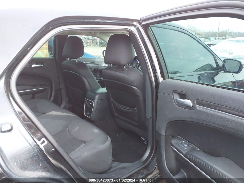 2019 CHRYSLER 300 TOURING - 2C3CCAAG4KH755760
