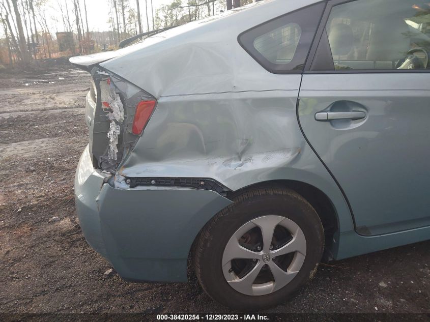 2013 TOYOTA PRIUS THREE - JTDKN3DUXD5684587