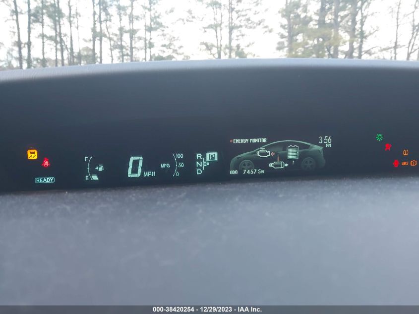 2013 TOYOTA PRIUS THREE - JTDKN3DUXD5684587