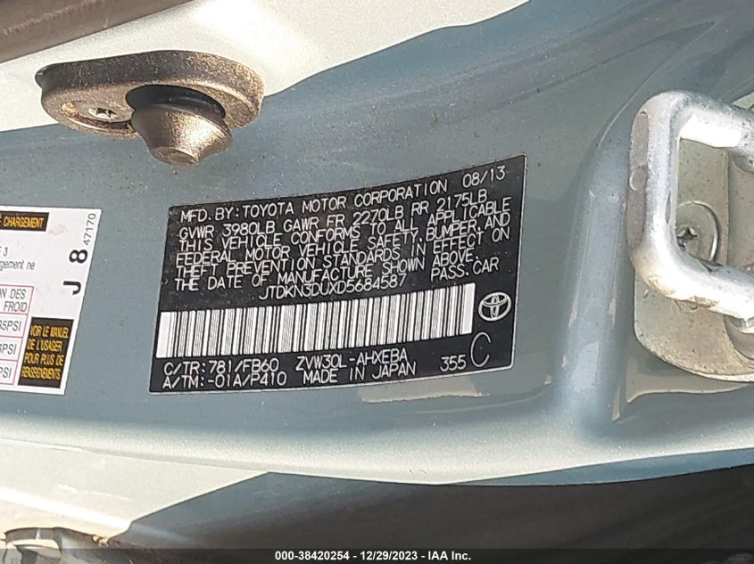 2013 TOYOTA PRIUS THREE - JTDKN3DUXD5684587