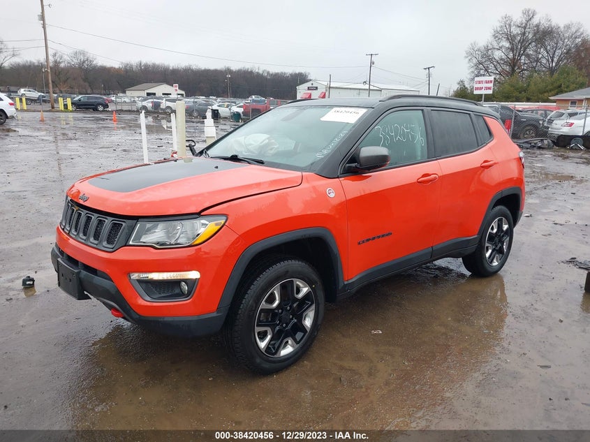 VIN 3C4NJDDB4JT465598 2018 JEEP COMPASS TRAILHAWK