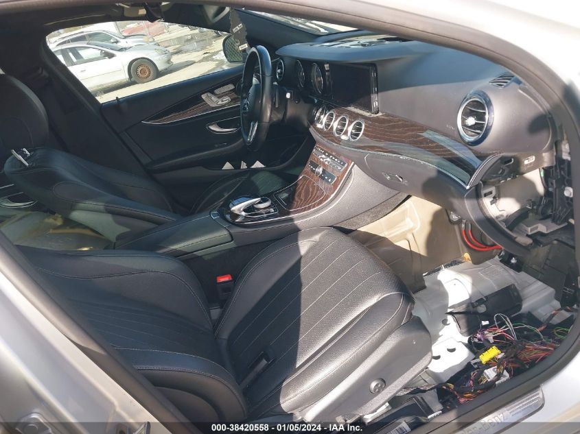 2019 MERCEDES-BENZ E 300 - WDDZF4JBXKA608284