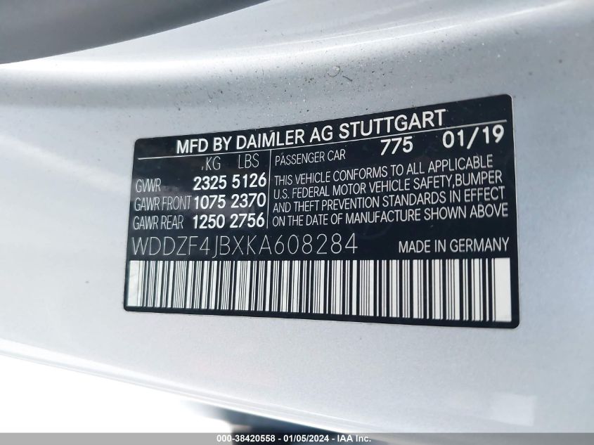2019 MERCEDES-BENZ E 300 - WDDZF4JBXKA608284