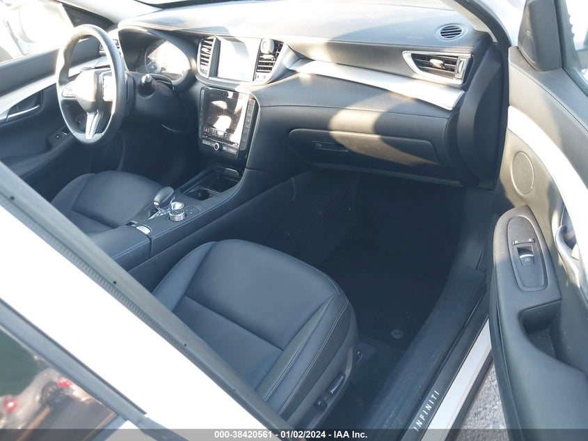 VIN 3PCAJ5BA8MF102626 2021 INFINITI QX50 LUXE