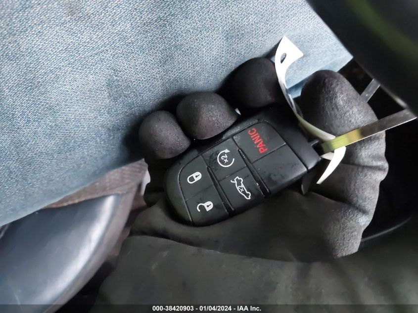 2015 CHRYSLER 200 S - 1C3CCCBG0FN638393