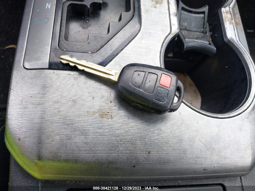 2013 TOYOTA CAMRY L/SE/LE/XLE - 4T1BF1FK3DU099354