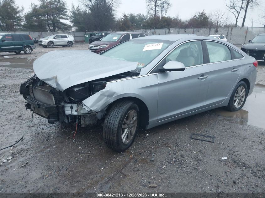 2015 HYUNDAI SONATA SE - 5NPE24AFXFH010296