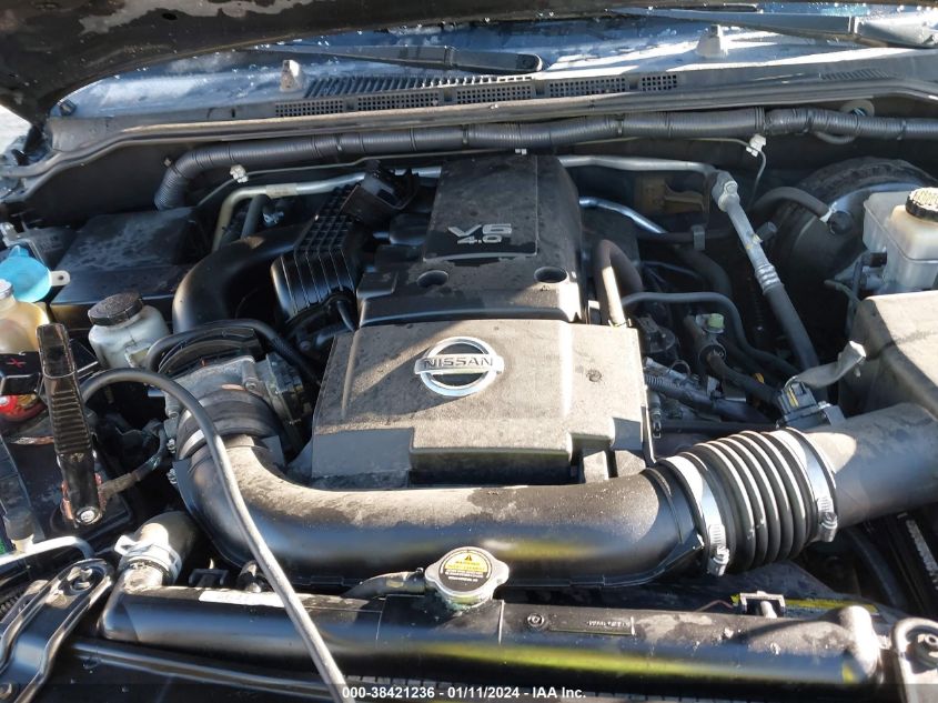 2016 NISSAN FRONTIER SV/PRO-4X - 1N6AD0CU3GN798186