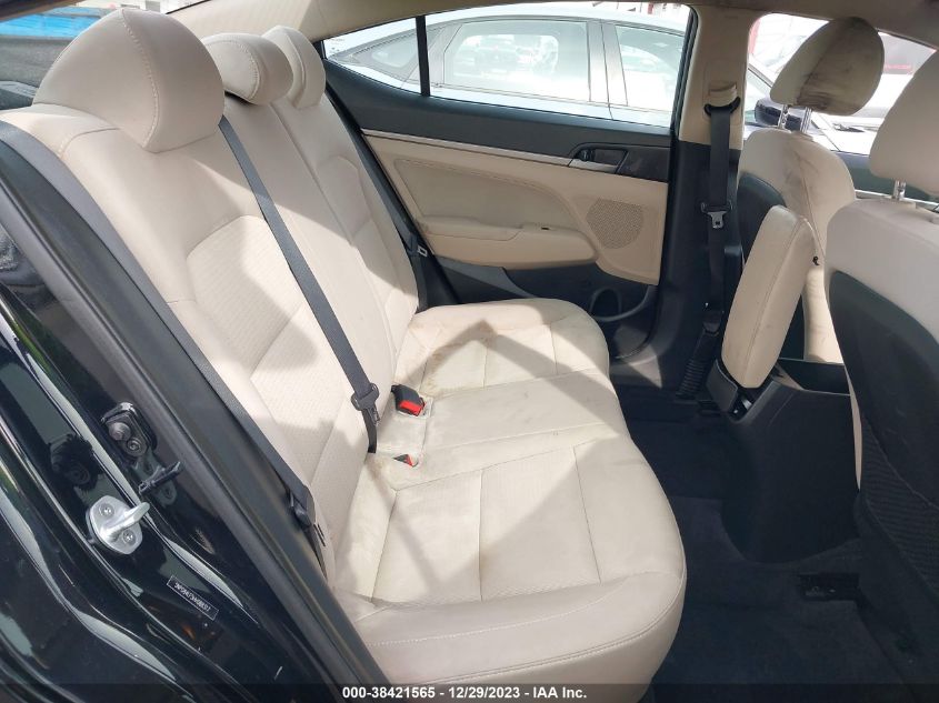 2017 HYUNDAI ELANTRA SE/VALUE/LIMITED - 5NPD84LF5HH088317