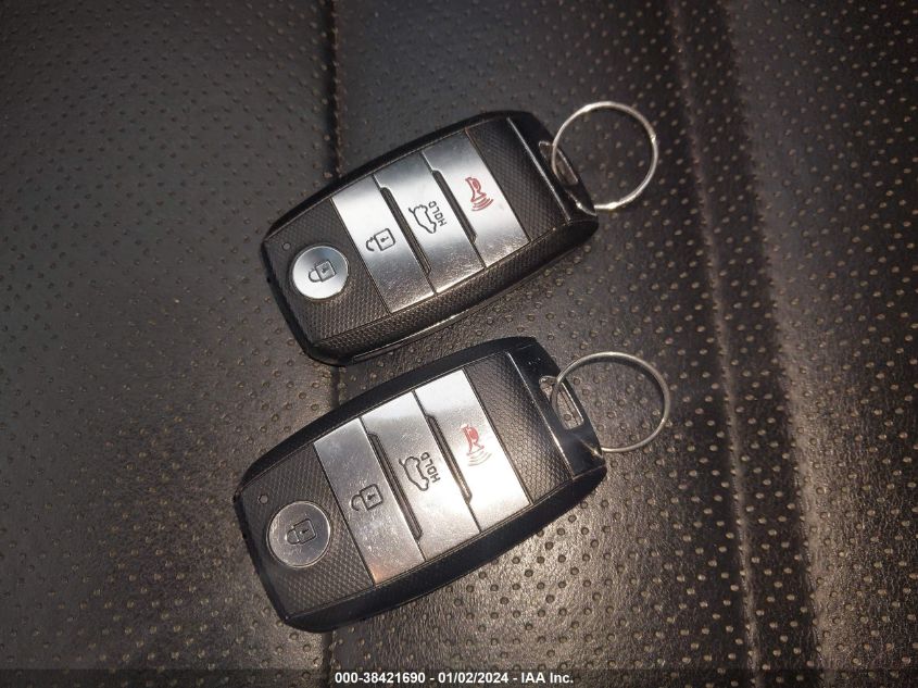 2016 KIA SORENTO EX - 5XYPHDA10GG034014