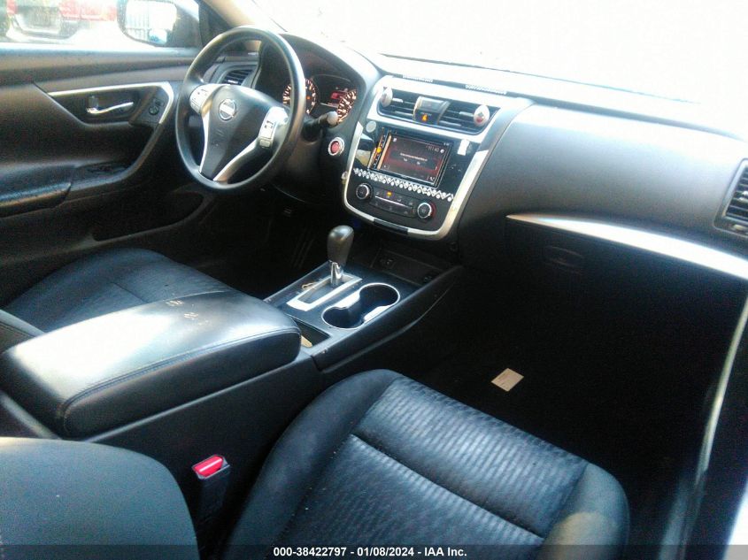 2017 NISSAN ALTIMA 2.5/S/SV/SL/SR - 1N4AL3AP3HC143615