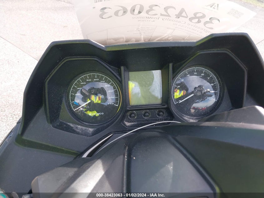 VIN LC2W1M24XNC100138 2022 KYMCO USA INC X-TOWN 300