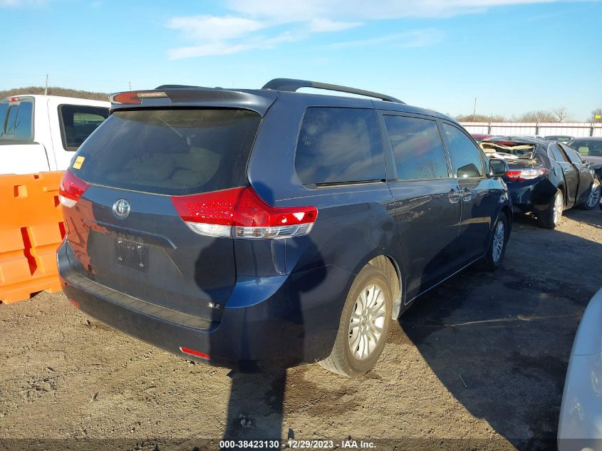 5TDYK3DC4ES422361 2014 TOYOTA SIENNA, photo no. 4