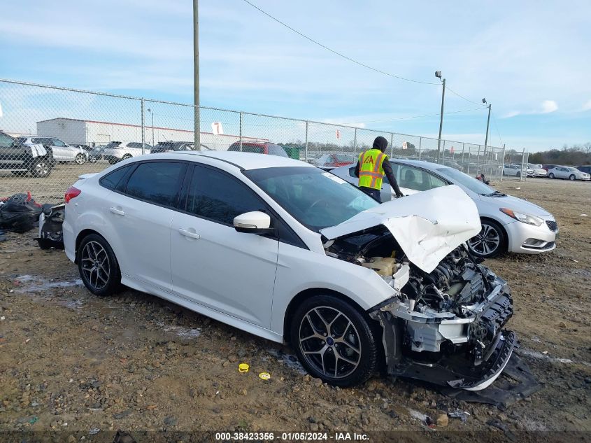 2016 FORD FOCUS SE - 1FADP3F28GL279607