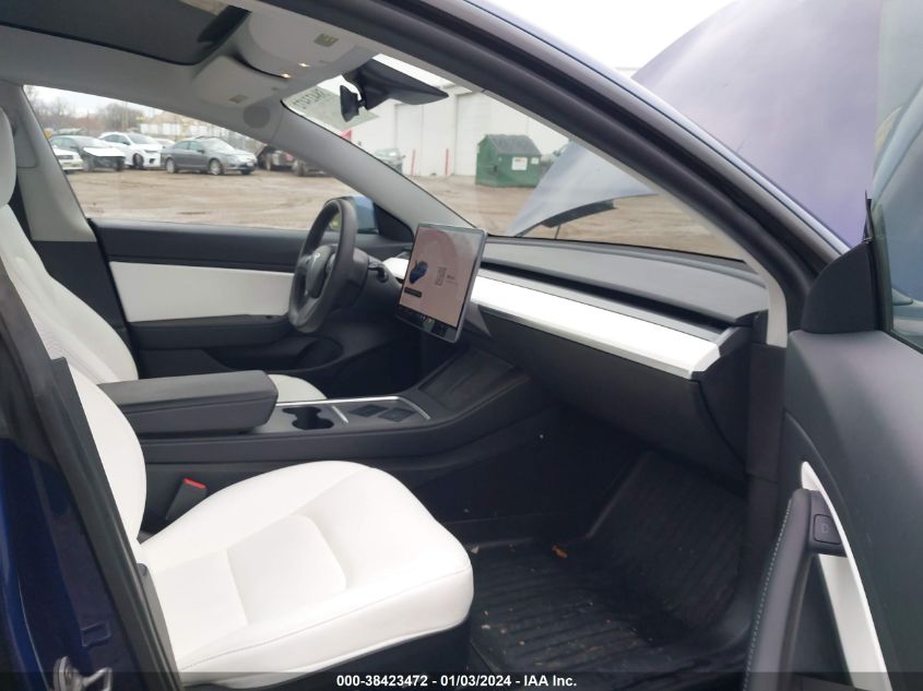 2021 TESLA MODEL 3 STANDARD RANGE PLUS REAR-WHEEL DRIVE - 5YJ3E1EA8MF921864