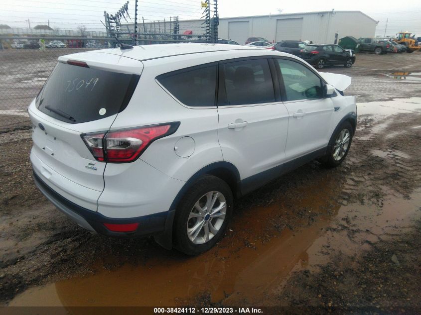 2017 FORD ESCAPE SE - 1FMCU9GDXHUA42609