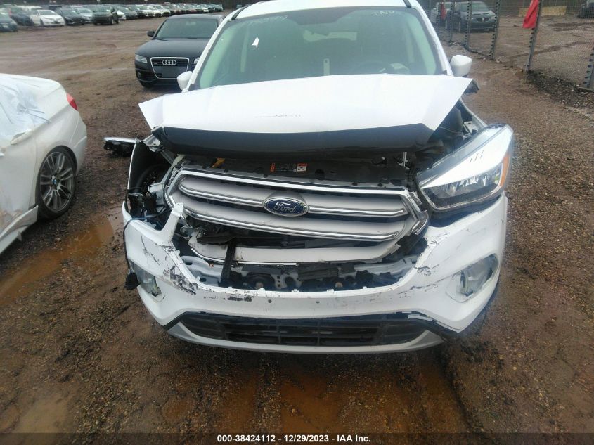 2017 FORD ESCAPE SE - 1FMCU9GDXHUA42609