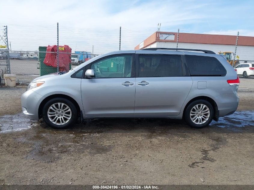 2013 TOYOTA SIENNA XLE V6 8 PASSENGER - 5TDYK3DC3DS287825