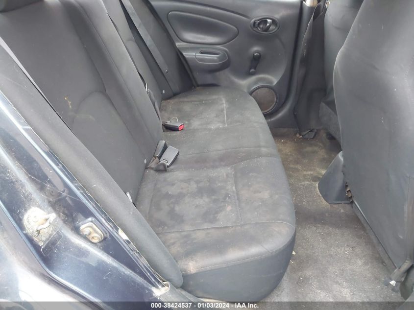 2015 NISSAN VERSA 1.6 S - 3N1CN7AP2FL815494
