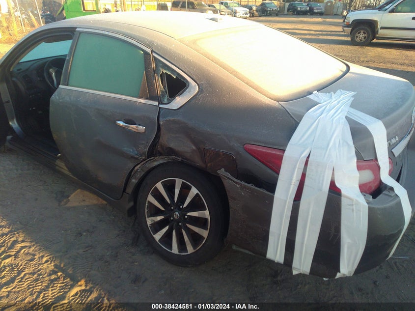 VIN 1N4AL3AP7JC180043 2018 NISSAN ALTIMA 2.5 SL