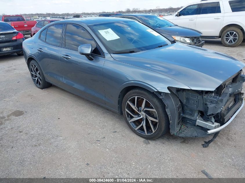 2019 VOLVO S60 T6 MOMENTUM - 7JRA22TK9KG010688