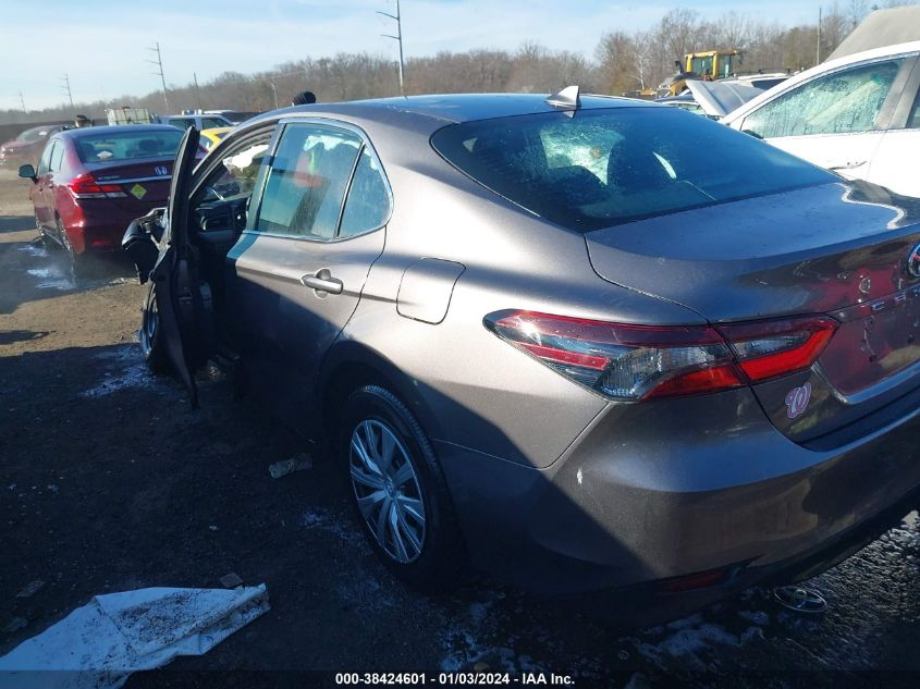 2022 TOYOTA CAMRY LE HYBRID - 4T1C31AK2NU584858