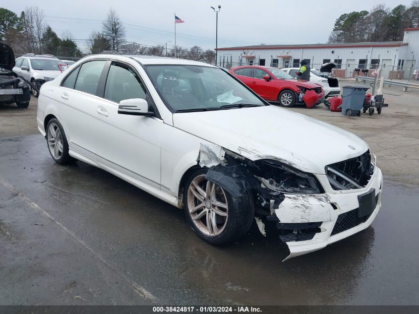 2013 MERCEDES-BENZ C 300 300 4MATIC - WDDGF8AB6DR265833