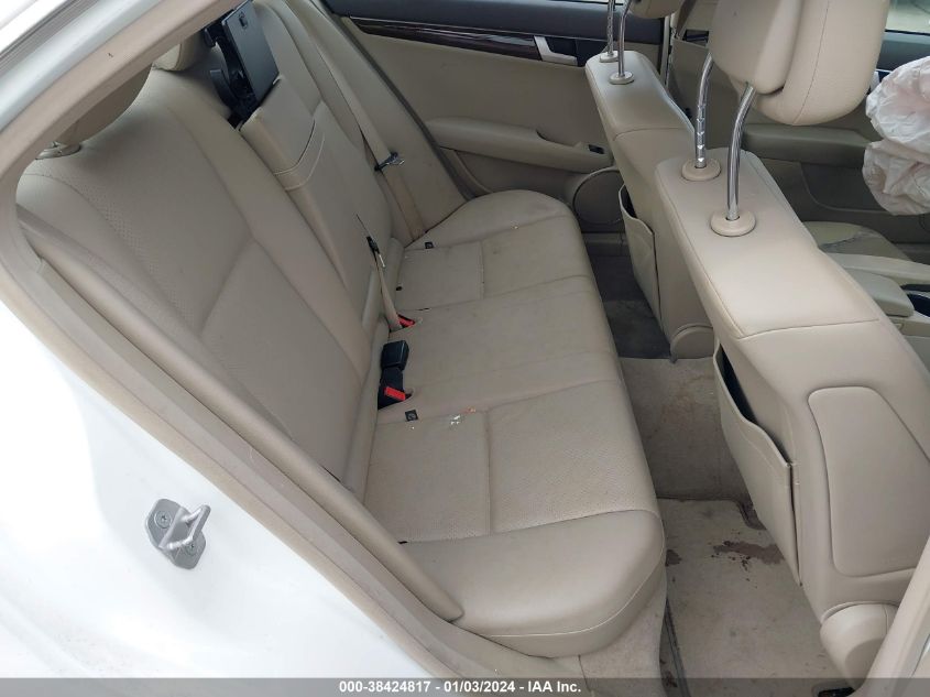 2013 MERCEDES-BENZ C 300 300 4MATIC - WDDGF8AB6DR265833