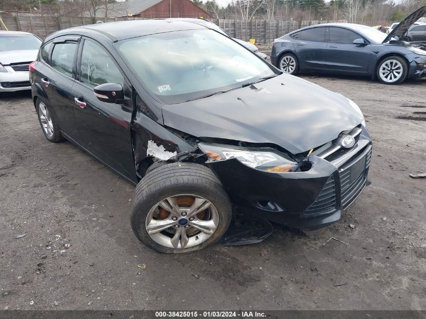 2014 FORD FOCUS SE - 1FADP3K28EL171877