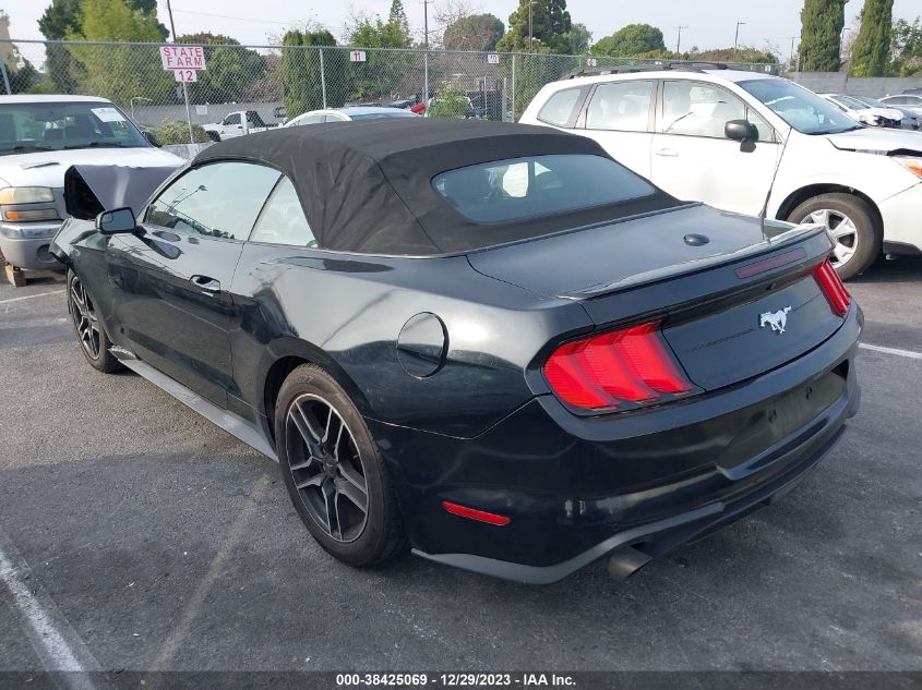 1FATP8UH0K5161435 2019 FORD MUSTANG, photo no. 3