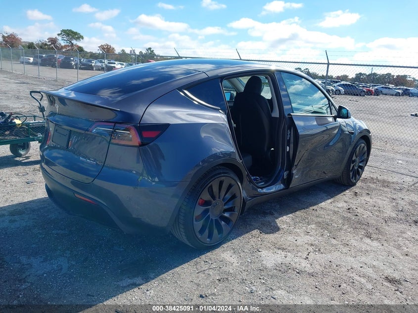 VIN 7SAYGDEF4PF919517 2023 TESLA MODEL Y