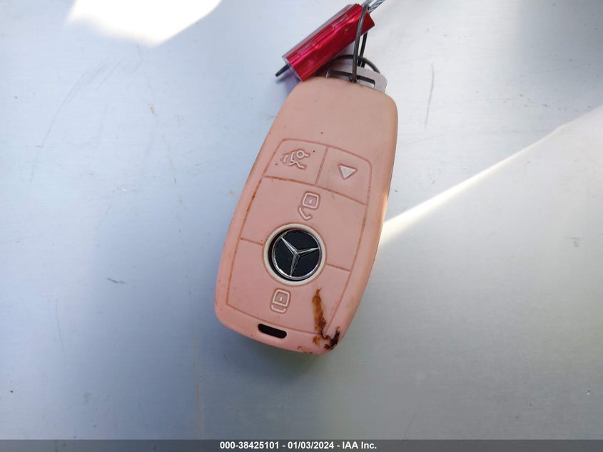 VIN W1KWF8DB5LR571945 2020 MERCEDES-BENZ C 300 300