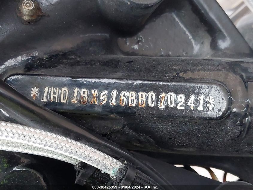 2011 HARLEY-DAVIDSON FLSTF 1HD1BX516BB010241