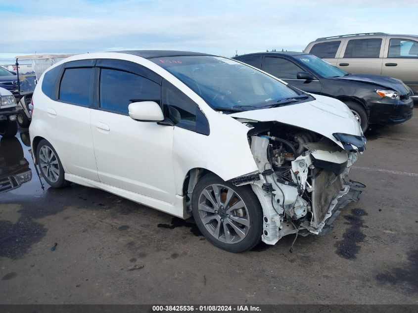 2013 HONDA FIT SPORT - JHMGE8H55DC026076