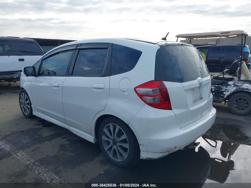 2013 HONDA FIT SPORT - JHMGE8H55DC026076