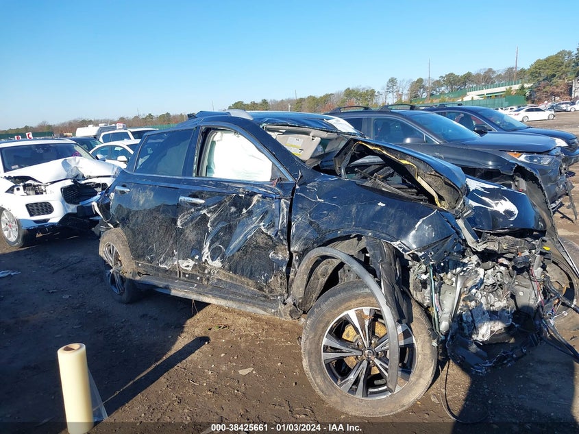 JN8AT2MV9JW301088 NISSAN ROGUE S/SL/SV 2018