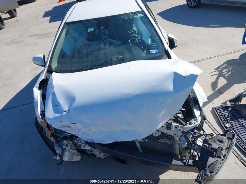 VIN: 2T1BURHE8JC976617 2018 TOYOTA COROLLA LE