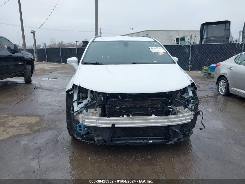 2C4RC1BG1JR362246 2018 CHRYSLER PACIFICA, photo no. 13