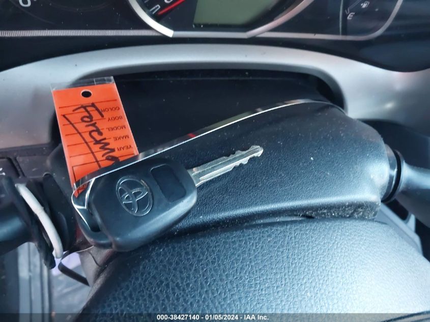 2014 TOYOTA RAV4 LE - JTMBFREV8ED069311