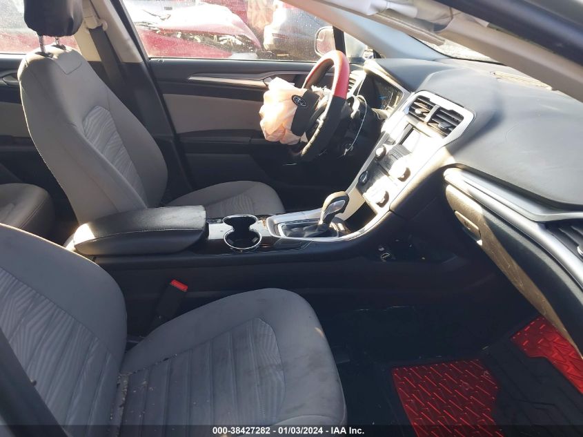 2016 FORD FUSION S - 3FA6P0G76GR261996