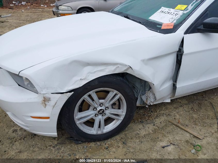 2014 FORD MUSTANG V6 - 1ZVBP8AM2E5275896