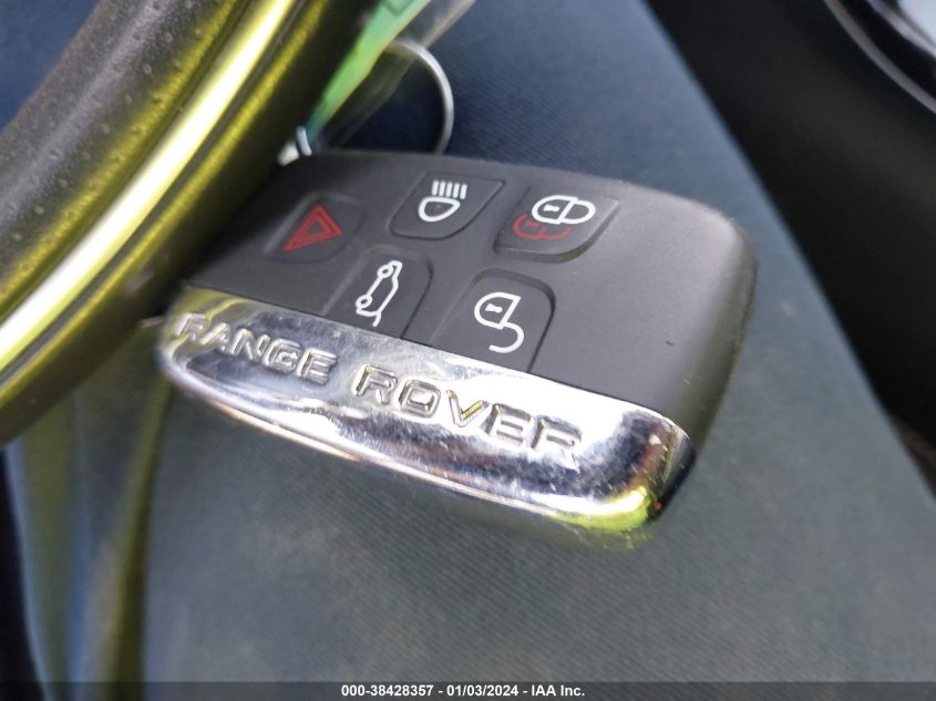 2019 LAND ROVER RANGE ROVER VELAR R-DYNAMIC SE - SALYL2EX1KA215775