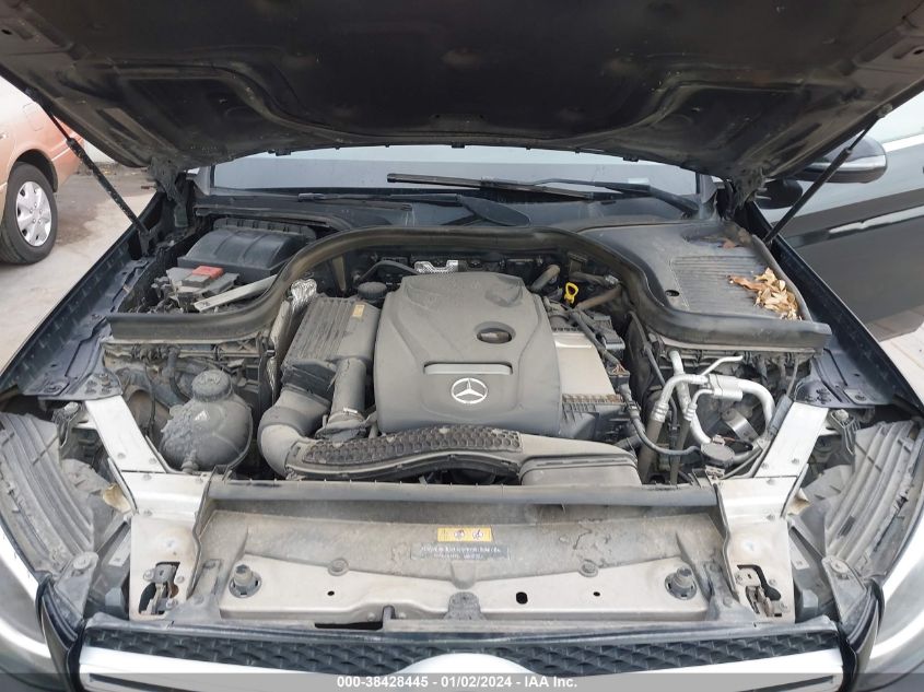 2016 MERCEDES-BENZ GLC 300 - WDC0G4JB0GF078590