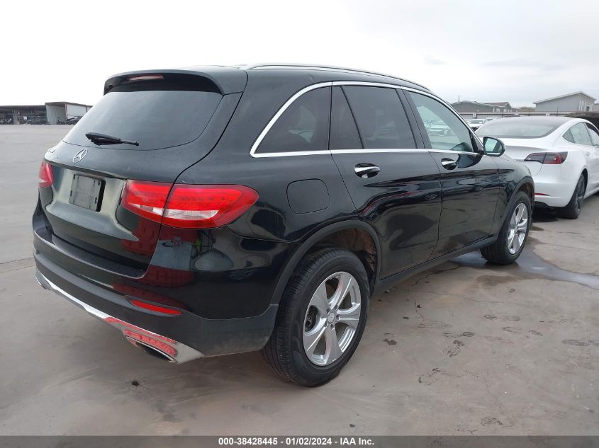 2016 MERCEDES-BENZ GLC 300 - WDC0G4JB0GF078590