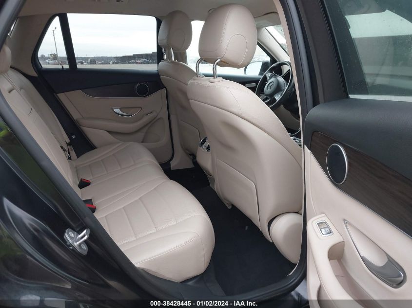 2016 MERCEDES-BENZ GLC 300 - WDC0G4JB0GF078590