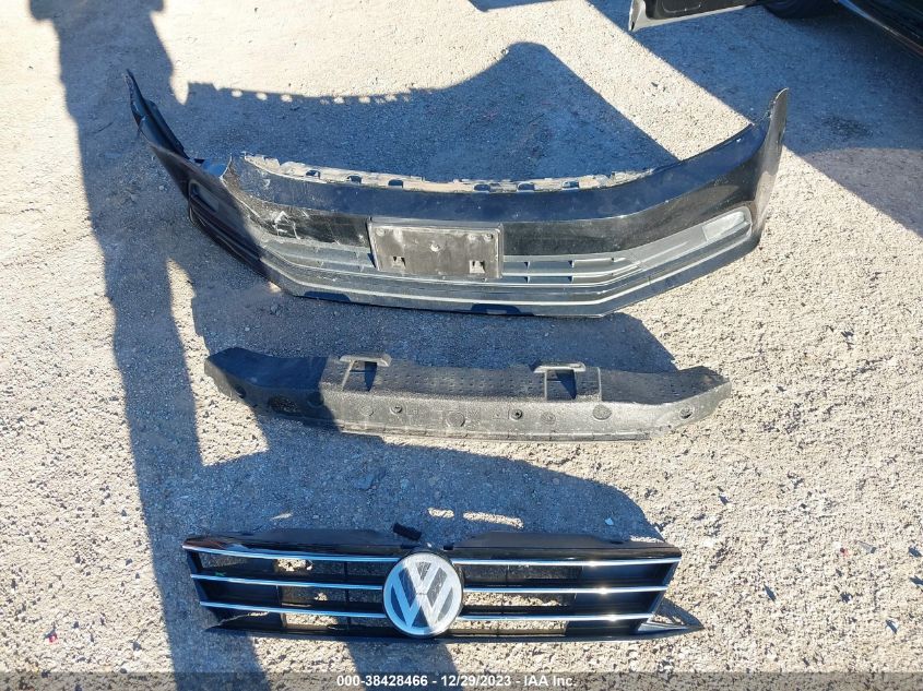 2015 VOLKSWAGEN JETTA 1.8T SEL - 3VWL07AJ6FM264792