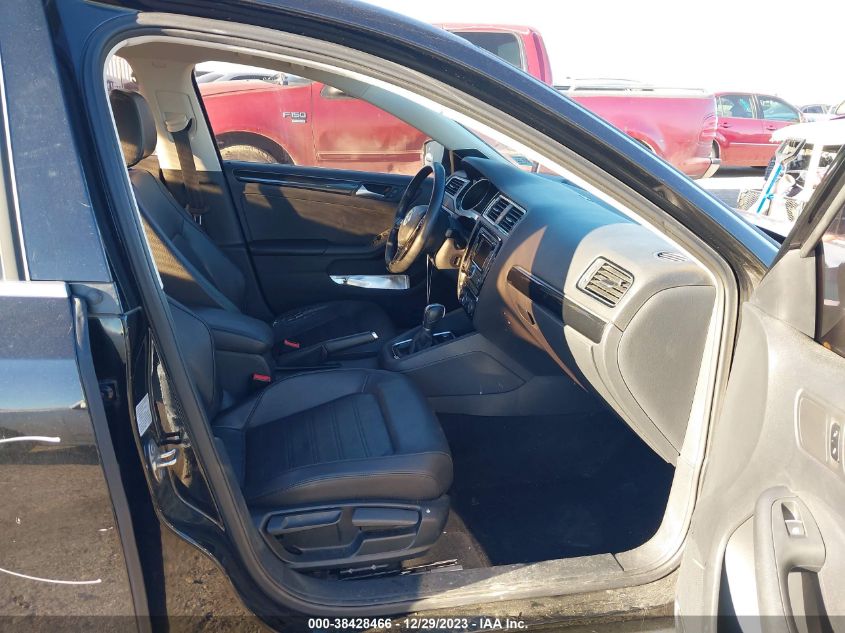 2015 VOLKSWAGEN JETTA 1.8T SEL - 3VWL07AJ6FM264792